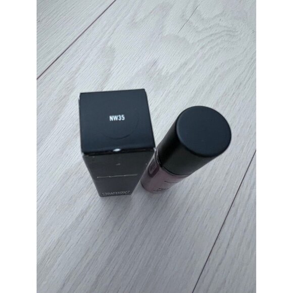 MAC Pro Longwear Liquid Correcting Concealer In NW35 0.3 fl oz - Picture 2 of 2